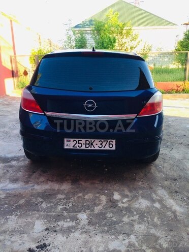 Opel Astra 2004, 157,000 km - 1.4 l - Qazax