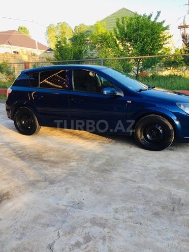 Opel Astra 2004, 157,000 km - 1.4 l - Qazax