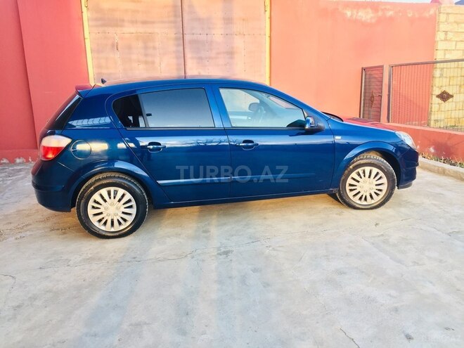 Opel Astra 2004, 157,000 km - 1.4 l - Qazax