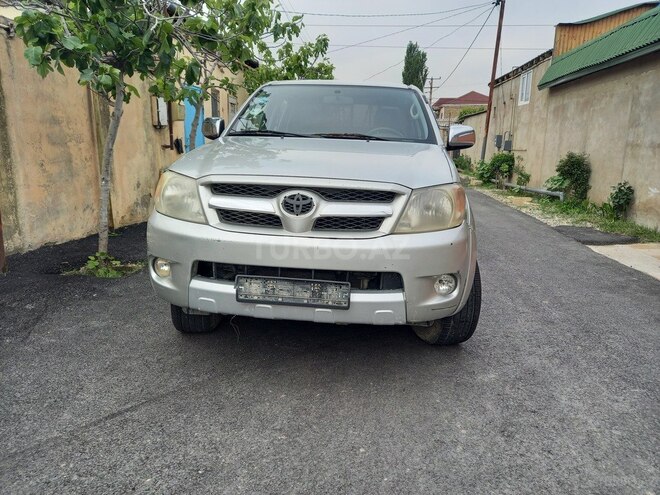 Toyota Hilux 2007, 377,000 km - 2.5 l - Bakı