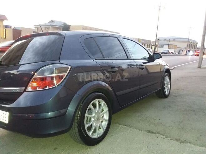 Opel Astra 2009, 122,000 km - 1.4 l - Bakı