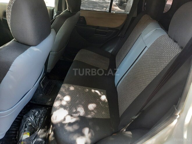 Mitsubishi Pajero io 2001, 236,000 km - 2.0 l - Bakı