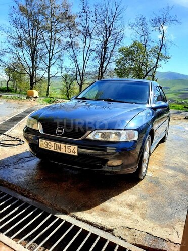 Opel Vectra 1999, 345,000 km - 1.8 l - Gədəbəy