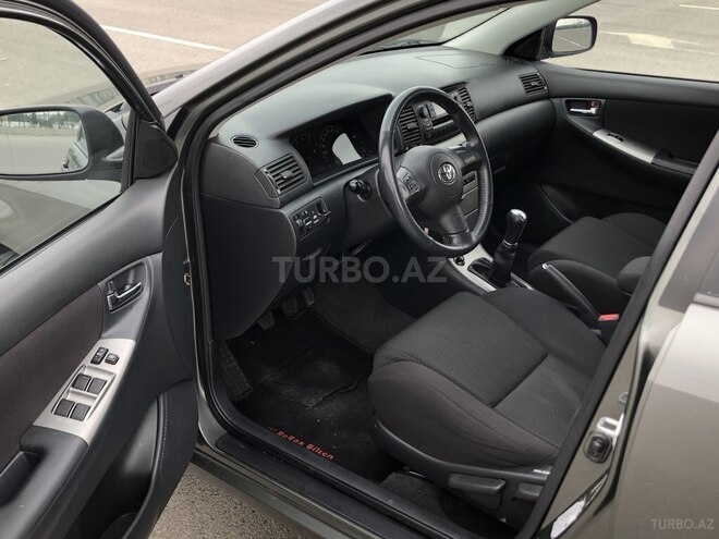 Toyota Corolla 2004, 150,000 km - 1.4 l - Bakı