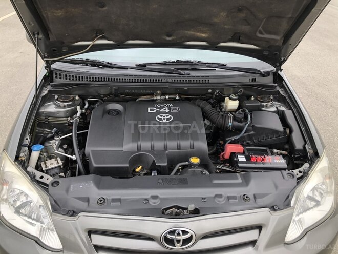Toyota Corolla 2004, 150,000 km - 1.4 l - Bakı