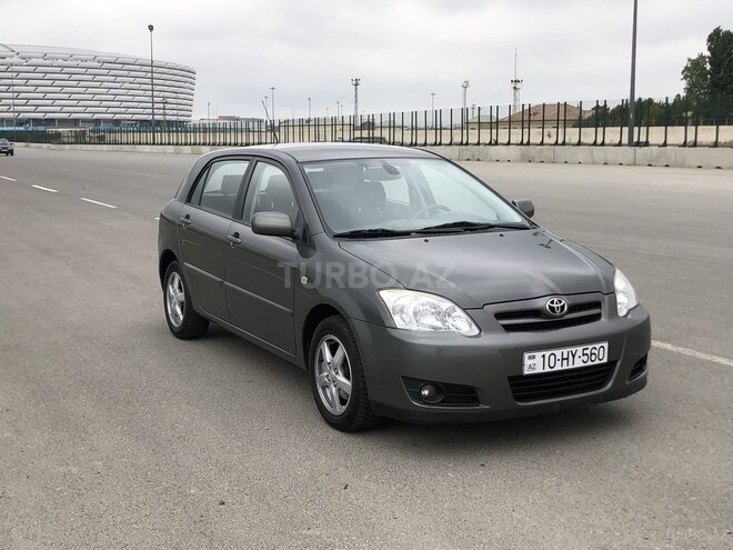 Toyota Corolla 2004, 150,000 km - 1.4 l - Bakı