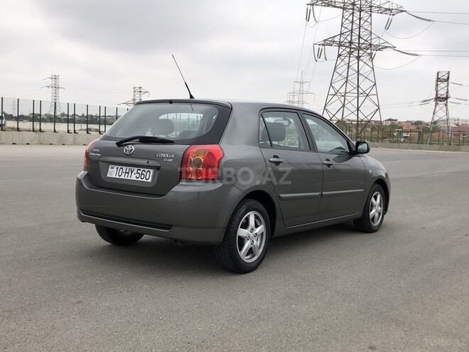 Toyota Corolla 2004, 150,000 km - 1.4 l - Bakı