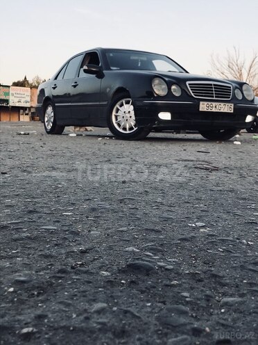 Mercedes E 240 2000, 299,671 km - 2.4 l - Bakı
