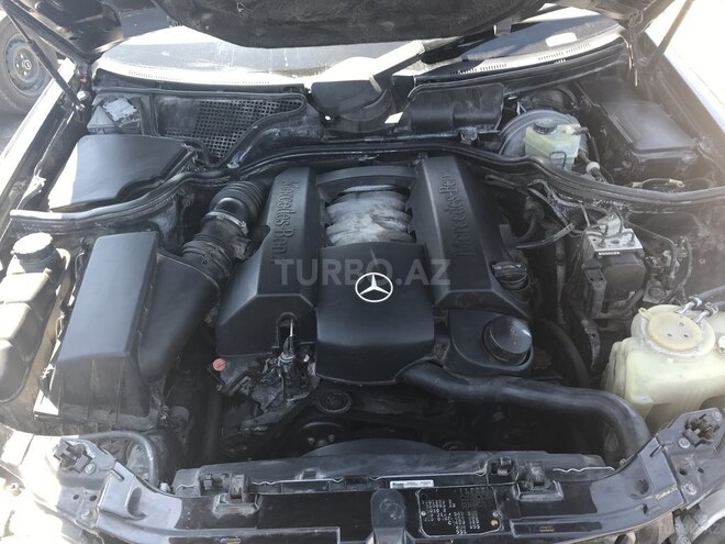 Mercedes E 240 2000, 299,671 km - 2.4 l - Bakı