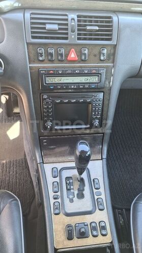 Mercedes E 240 2001, 194,000 km - 2.4 l - Masallı