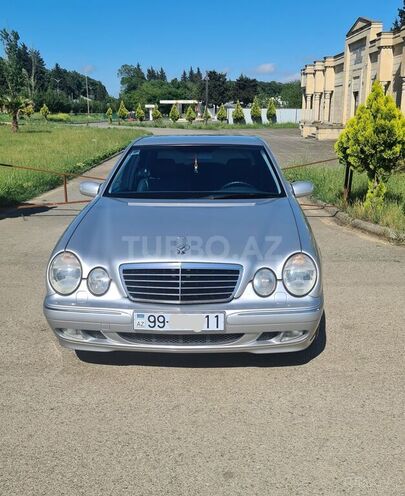 Mercedes E 240 2001, 194,000 km - 2.4 l - Masallı