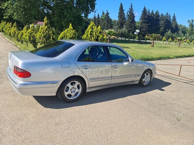 Mercedes E 240 2001, 194,000 km - 2.4 l - Masallı