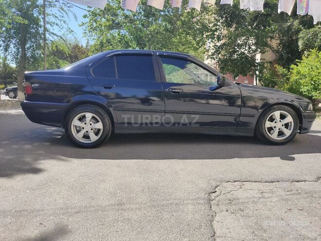 BMW 316 1992, 300,000 km - 1.6 l - Sumqayıt