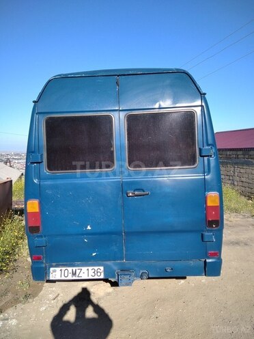 Mercedes 208 D 1994, 350,000 km - 2.5 l - Bakı