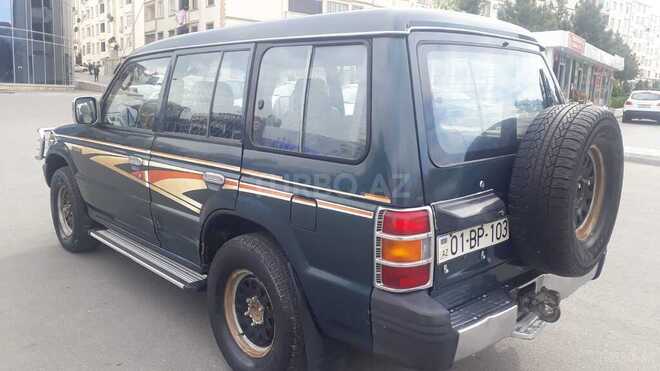 Mitsubishi Pajero 1998, 297,000 km - 2.4 l - Bakı