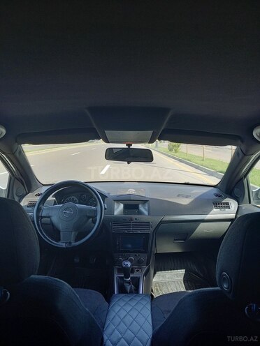 Opel Astra 2006, 305,000 km - 1.8 л - Bakı