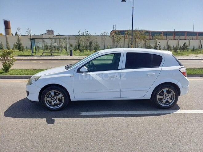Opel Astra 2006, 305,000 km - 1.8 л - Bakı