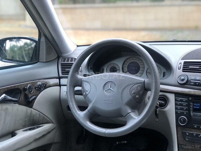 Mercedes E 240 2002, 350,000 km - 2.6 л - Bakı