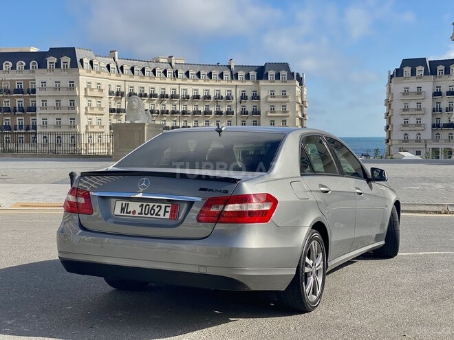 Mercedes E 220 2011, 286,000 km - 2.2 l - Bakı