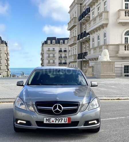 Mercedes E 220 2011, 286,000 km - 2.2 l - Bakı