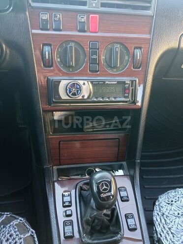 Mercedes C 180 1993, 140,000 km - 1.8 l - Gəncə