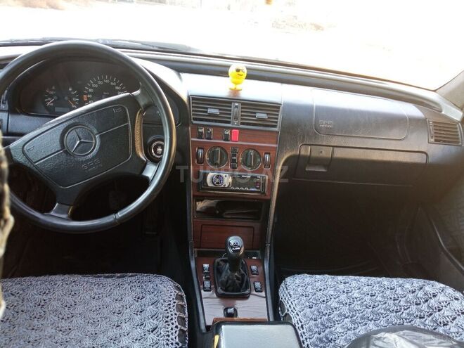 Mercedes C 180 1993, 140,000 km - 1.8 l - Gəncə