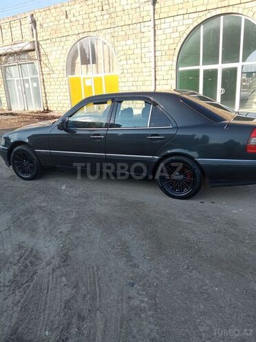 Mercedes C 180 1993, 140,000 km - 1.8 l - Gəncə