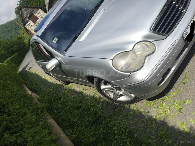 Mercedes C 240 2001, 293,637 km - 2.6 l - Zaqatala