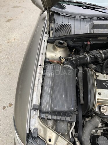 Opel Vectra 1996, 335,600 km - 2.0 л - Bakı