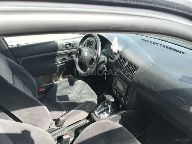 Volkswagen Golf 2002, 243,000 km - 2.0 l - Bakı