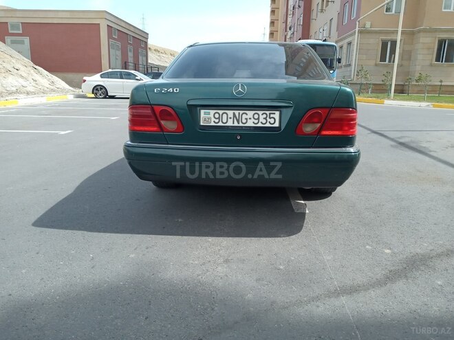 Mercedes E 240 1997, 264,000 km - 2.4 l - Bakı