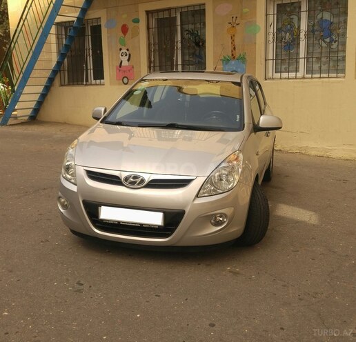Hyundai i20 2009, 74,300 km - 1.6 л - Bakı