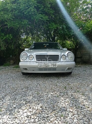 Mercedes E 240 1998, 296,000 km - 2.4 л - Kürdəmir