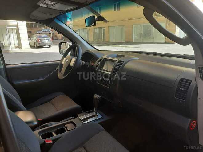 Nissan Navara 2013, 170,000 km - 2.5 l - Bakı