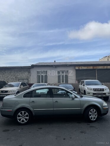 Volkswagen Passat 2004, 250,000 km - 1.8 l - Bakı