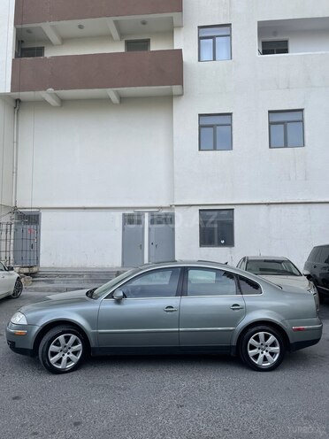 Volkswagen Passat 2004, 250,000 km - 1.8 l - Bakı