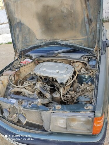 Mercedes 190 1990, 302,295 km - 2.0 l - Bakı