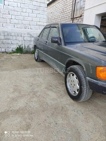 Mercedes 190 1990, 302,295 km - 2.0 l - Bakı