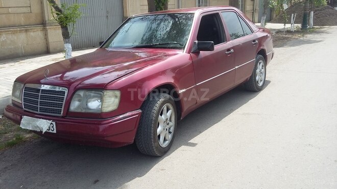 Mercedes E 250 1991, 250,000 km - 2.5 л - İmişli