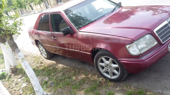 Mercedes E 250 1991, 250,000 km - 2.5 л - İmişli