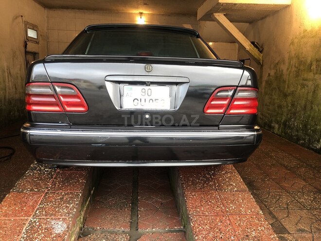 Mercedes E 320 1998, 288,000 km - 3.2 л - Bakı