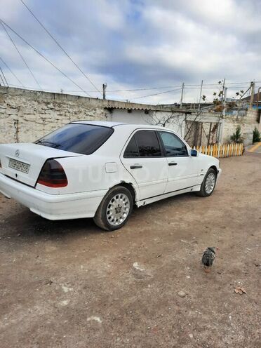 Mercedes C 220 1998, 300,000 km - 2.2 l - Bakı