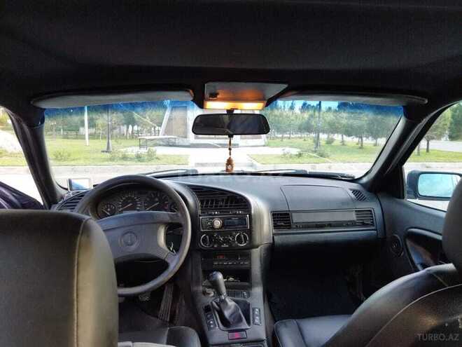 BMW 320 1995, 38,542 km - 2.0 l - Sumqayıt