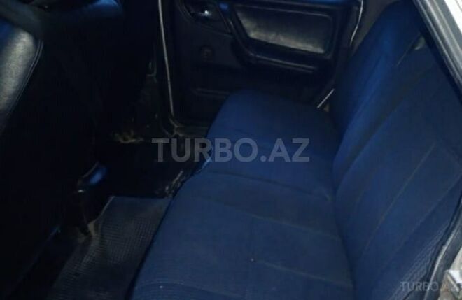 GAZ 3110 2002, 172,000 km - 2.3 l - Bakı