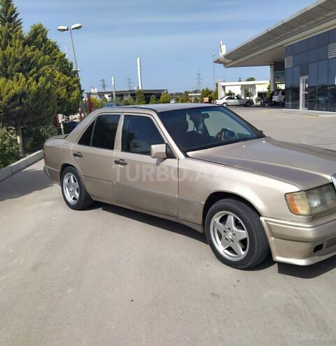 Mercedes E 250 1991, 475,000 km - 2.5 l - Bakı