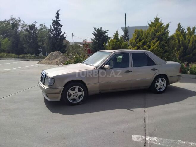 Mercedes E 250 1991, 475,000 km - 2.5 l - Bakı