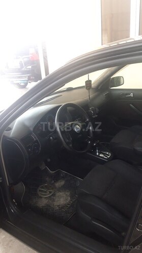 Volkswagen Golf 2004, 155,000 km - 2.0 л - Gəncə
