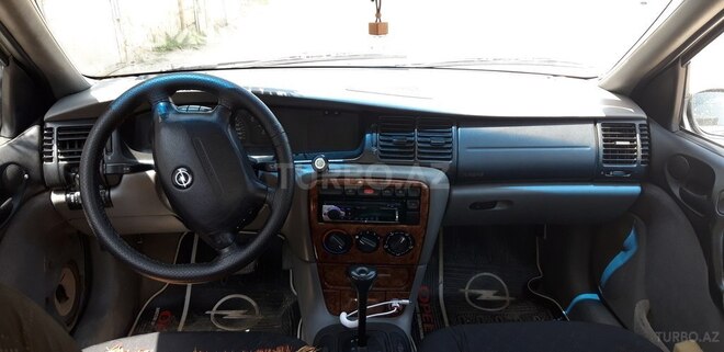 Opel Vectra 1995, 248,880 km - 2.0 l - Sumqayıt