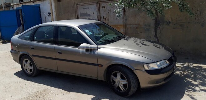 Opel Vectra 1995, 248,880 km - 2.0 l - Sumqayıt