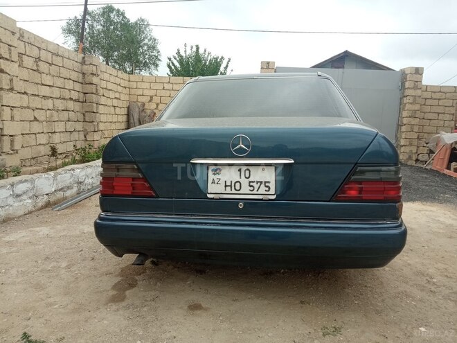 Mercedes E 220 1993, 537,065 km - 2.2 l - Sumqayıt